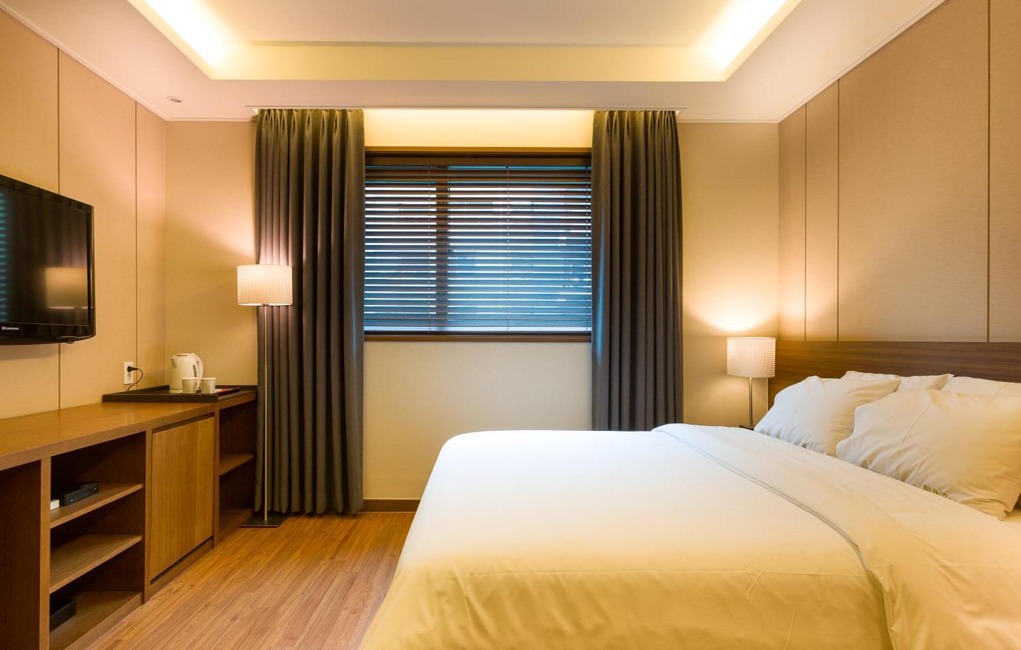 Standard Double Room - No Parking