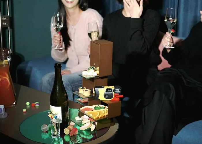 Ryse, Autograph Collection